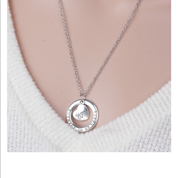 Moms necklace - Picture 3 of 3